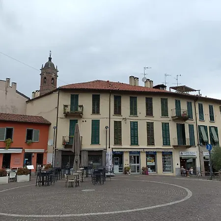 Cortile Del Duomo モンツァ